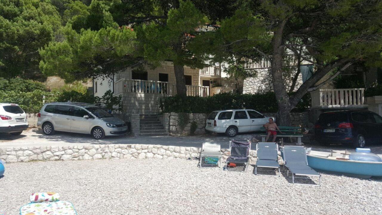 Apartments By The Sea Brela, Makarska - 16065 Eksteriør billede