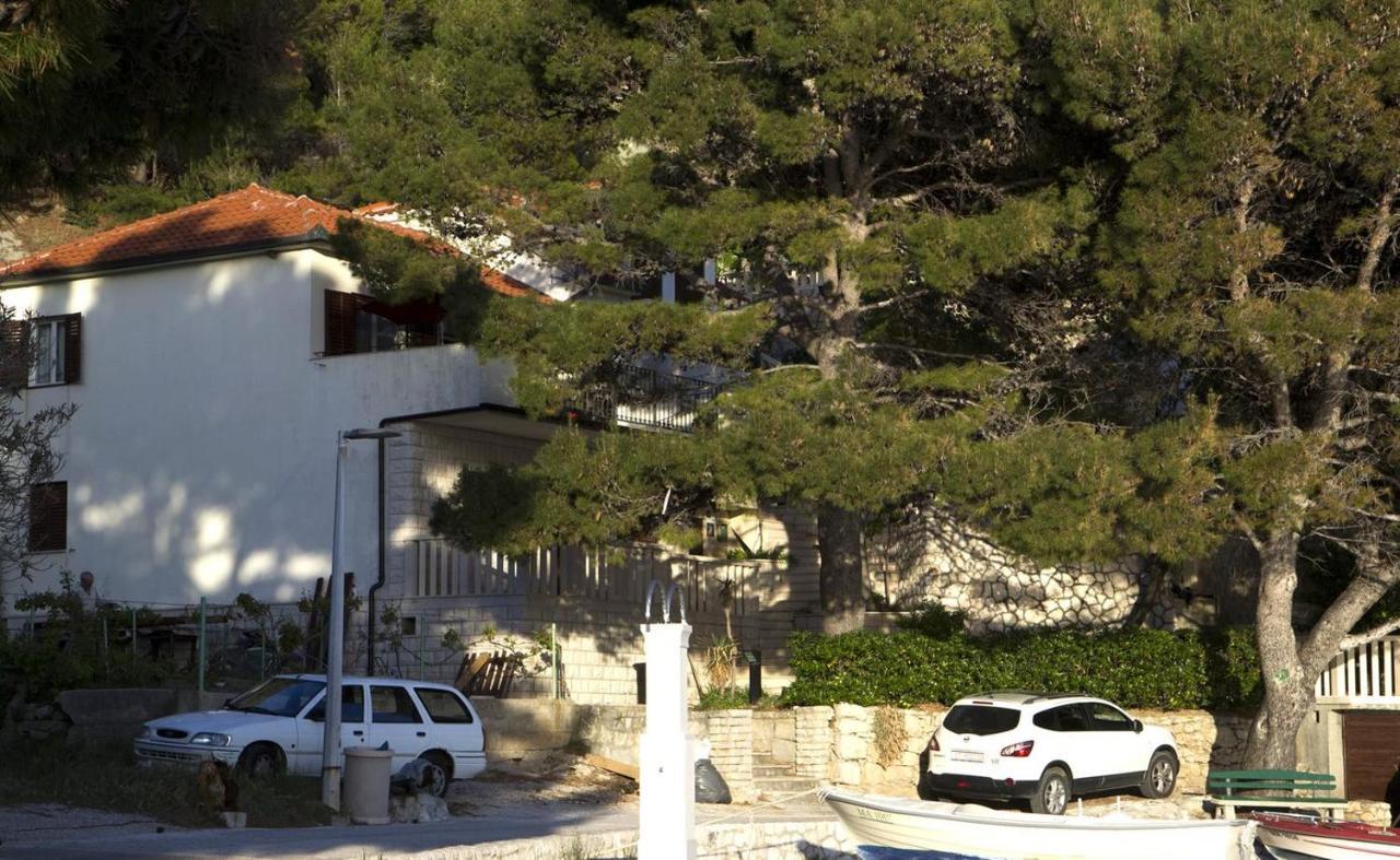Apartments By The Sea Brela, Makarska - 16065 Eksteriør billede